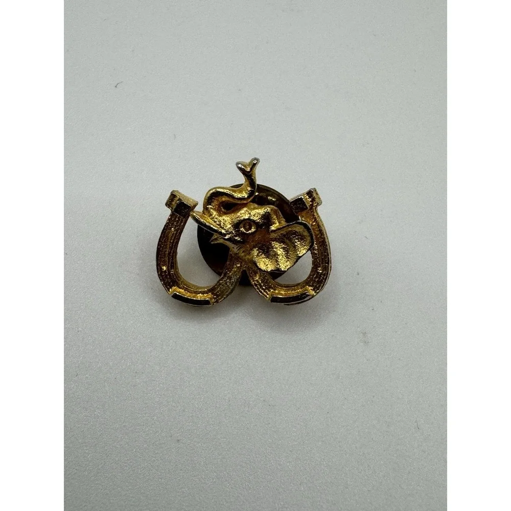 Vintage Gulf Oil Republican Party Horseshoes Elephant Head Political Pin